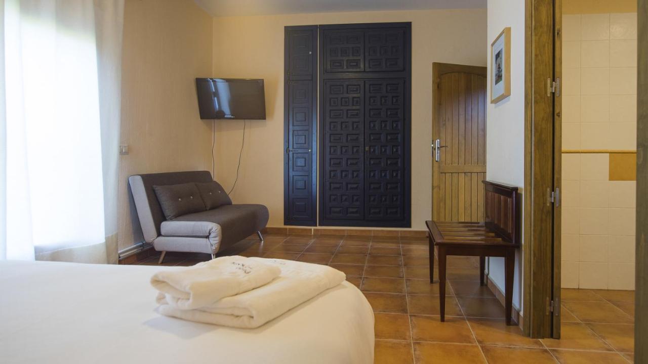 Casa Rural Pilon Del Fraile Oropesa Exterior photo
